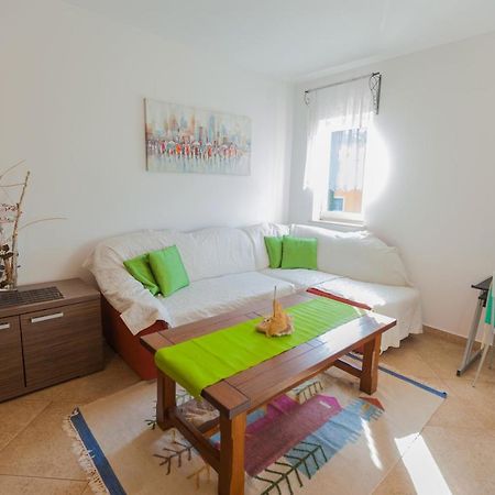 Apartman Mare Lovrečica Exterior foto