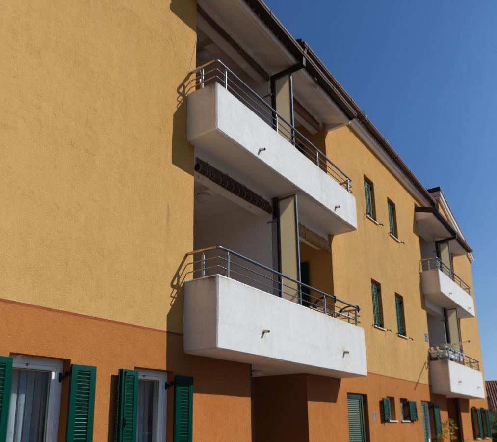 Apartman Mare Lovrečica Exterior foto